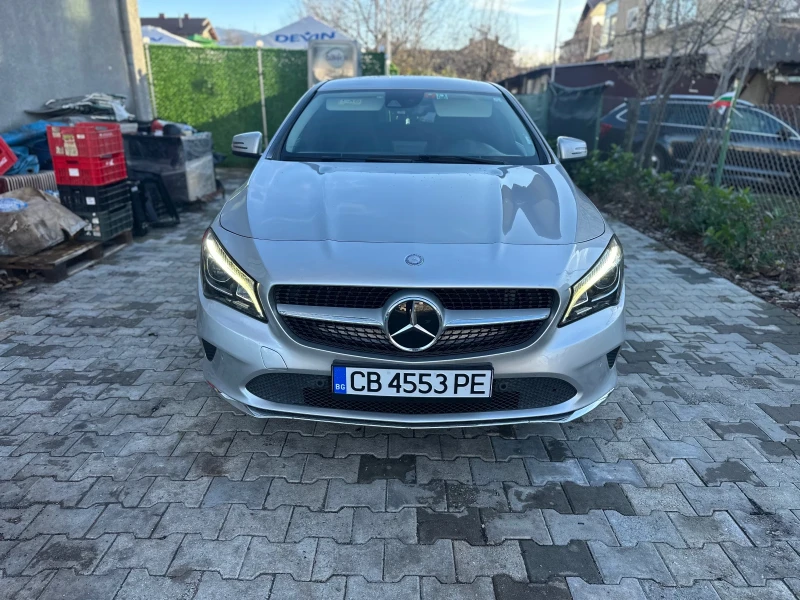 Mercedes-Benz CLA 220 DISTRONIC 4MATIC