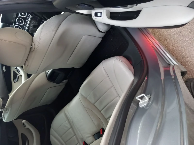 Mercedes-Benz C 220 C220, снимка 9 - Автомобили и джипове - 52719392