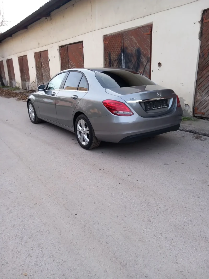 Mercedes-Benz C 220 C220, снимка 3 - Автомобили и джипове - 52719392