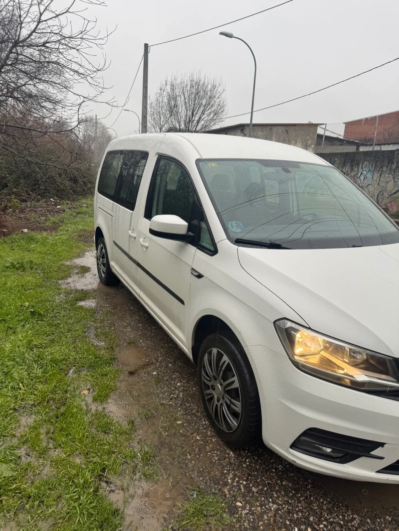 VW Caddy Maxi 6+ 1   1.4 CNG 110hp Метан/Бензин , снимка 3 - Автомобили и джипове - 53243584