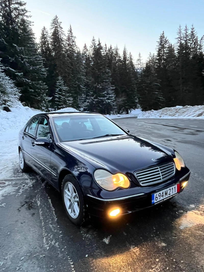 Mercedes-Benz C 200, снимка 9 - Автомобили и джипове - 53272817