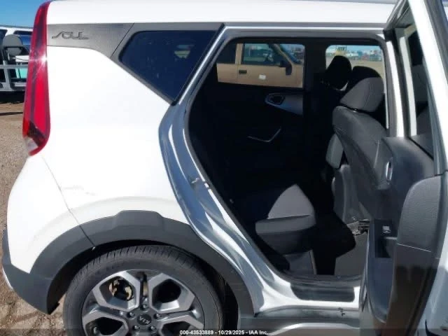 Kia Soul X-LINE| ��� �����| ���������� ������| Lane Assist | Mobile.bg � ����������� 8