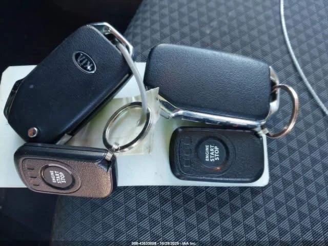 Kia Soul X-LINE| ��� �����| ���������� ������| Lane Assist | Mobile.bg � ����������� 10
