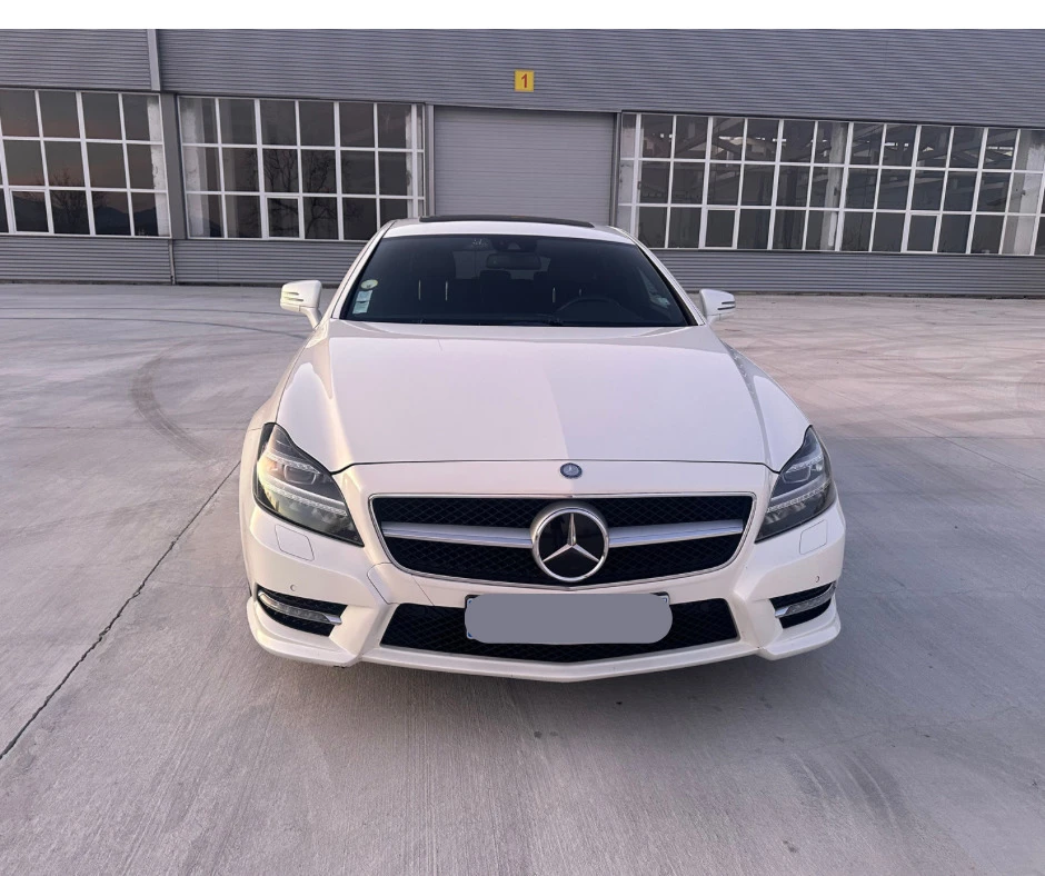 Mercedes-Benz CLS 350 Amg line 4 matic перла, снимка 1