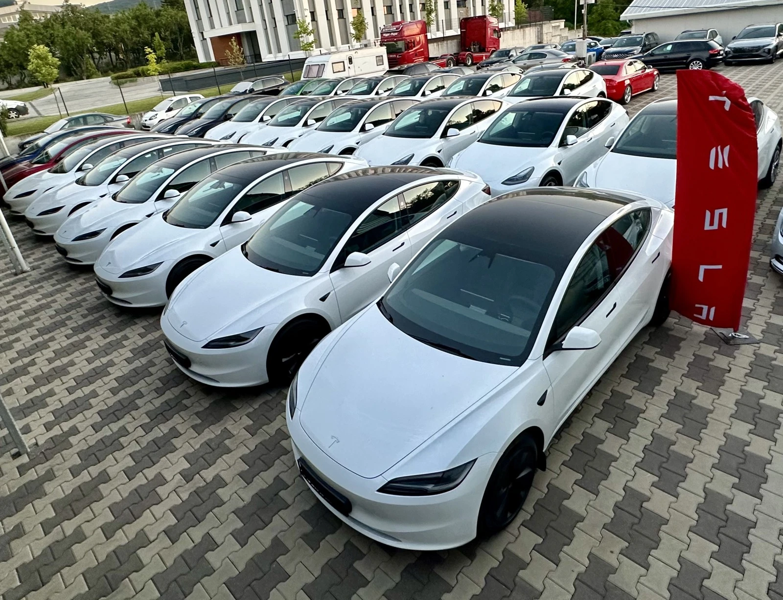 Tesla Model 3 2024-model\5��, REAR-WHEEL DRIVE ��� LONG RANGE  | Mobile.bg � ����������� 15