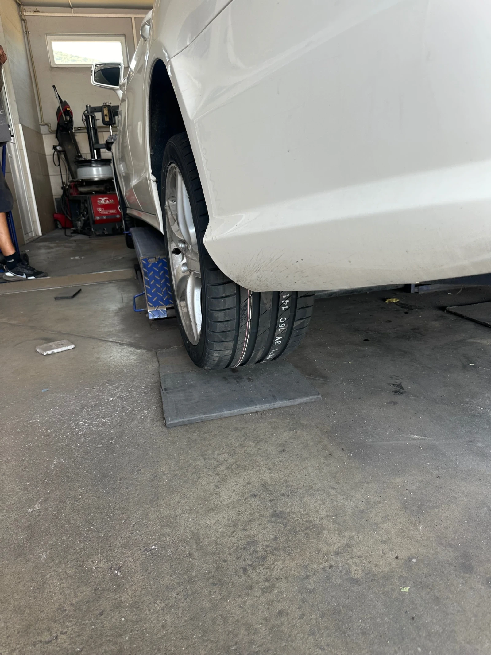 Mercedes-Benz CLS 350 Amg line 4 matic  | Mobile.bg   11