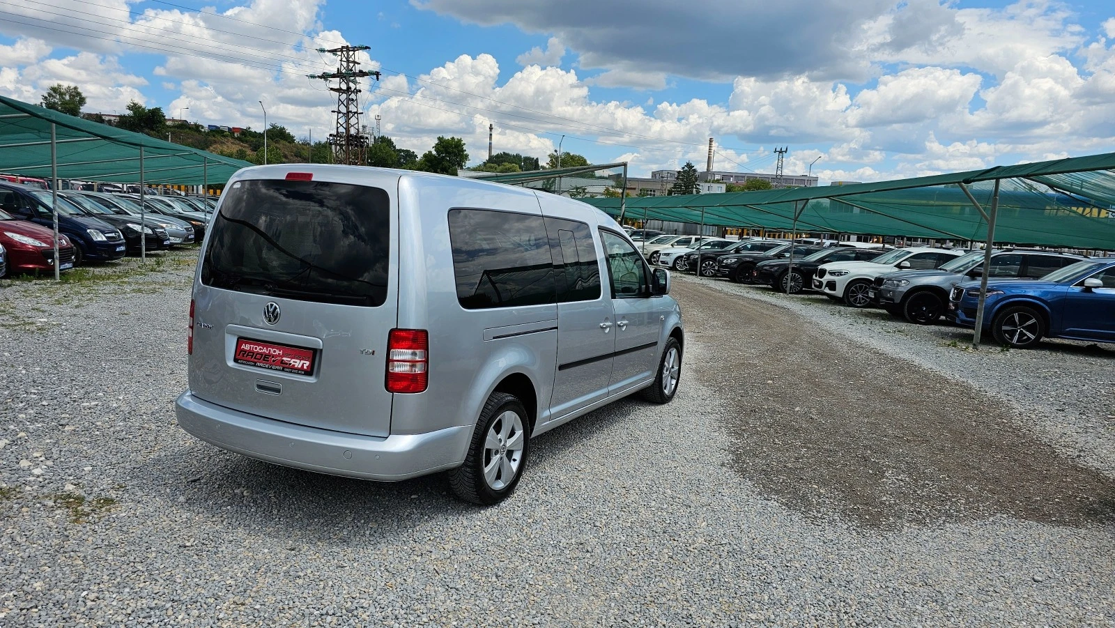 VW Caddy  Maxi Life 6+ 1 - изображение 4