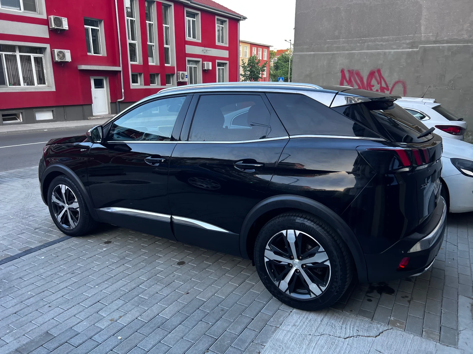 Peugeot 3008 2.0 BLUEHDI, GT, PANORAMA, 8EAT, DISTRONIC - изображение 4