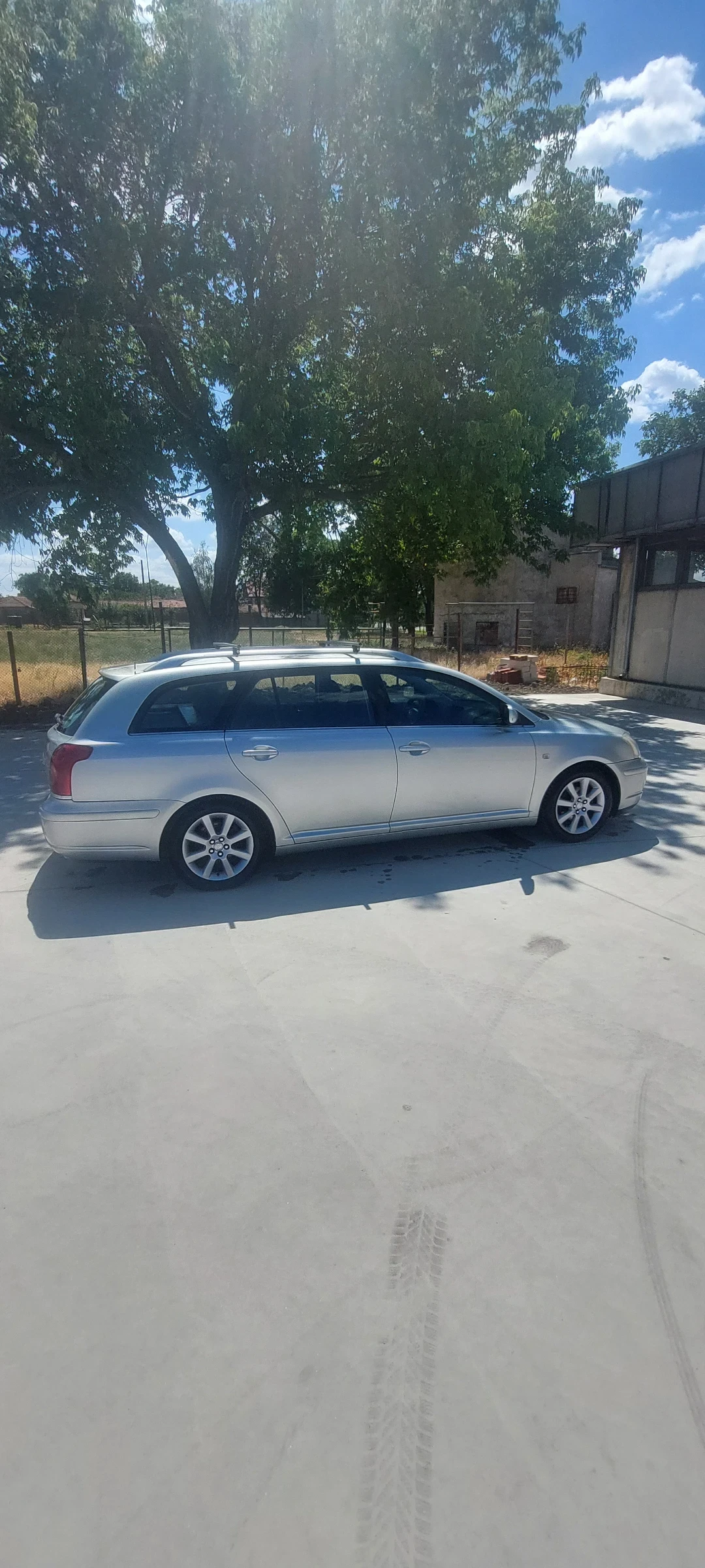 Toyota Avensis  - изображение 5