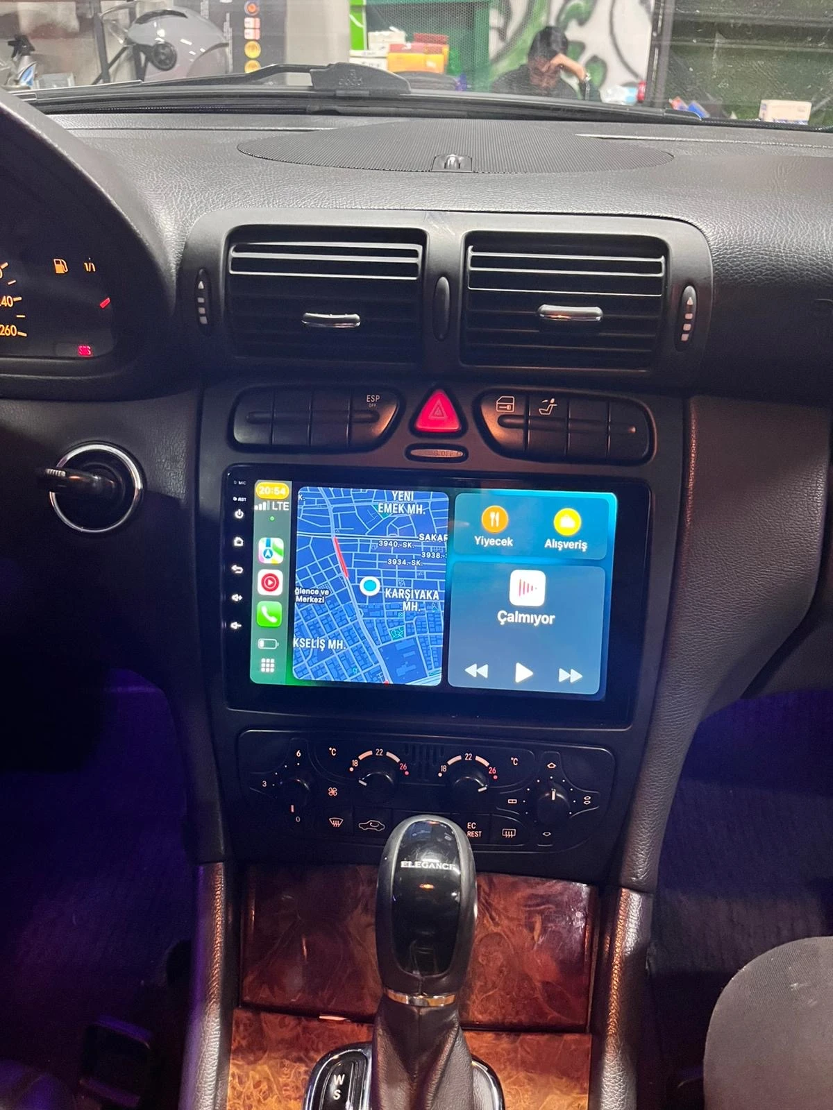 Mercedes-Benz C 200  - изображение 4