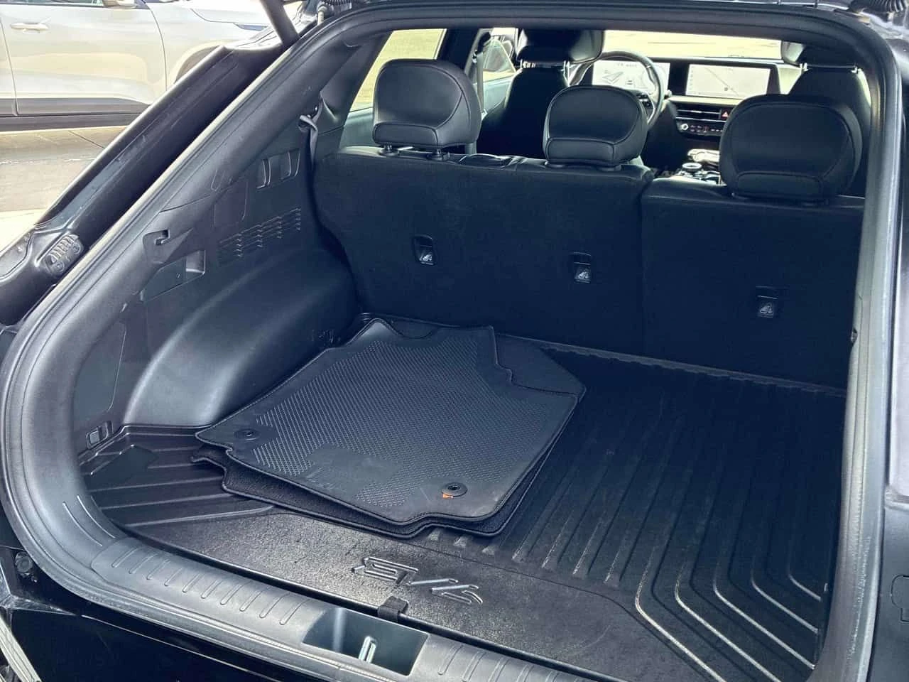 Kia EV6  AWD Long Range w/GT Line Pkg /360/DISTRONIC | Mobile.bg � ����������� 15