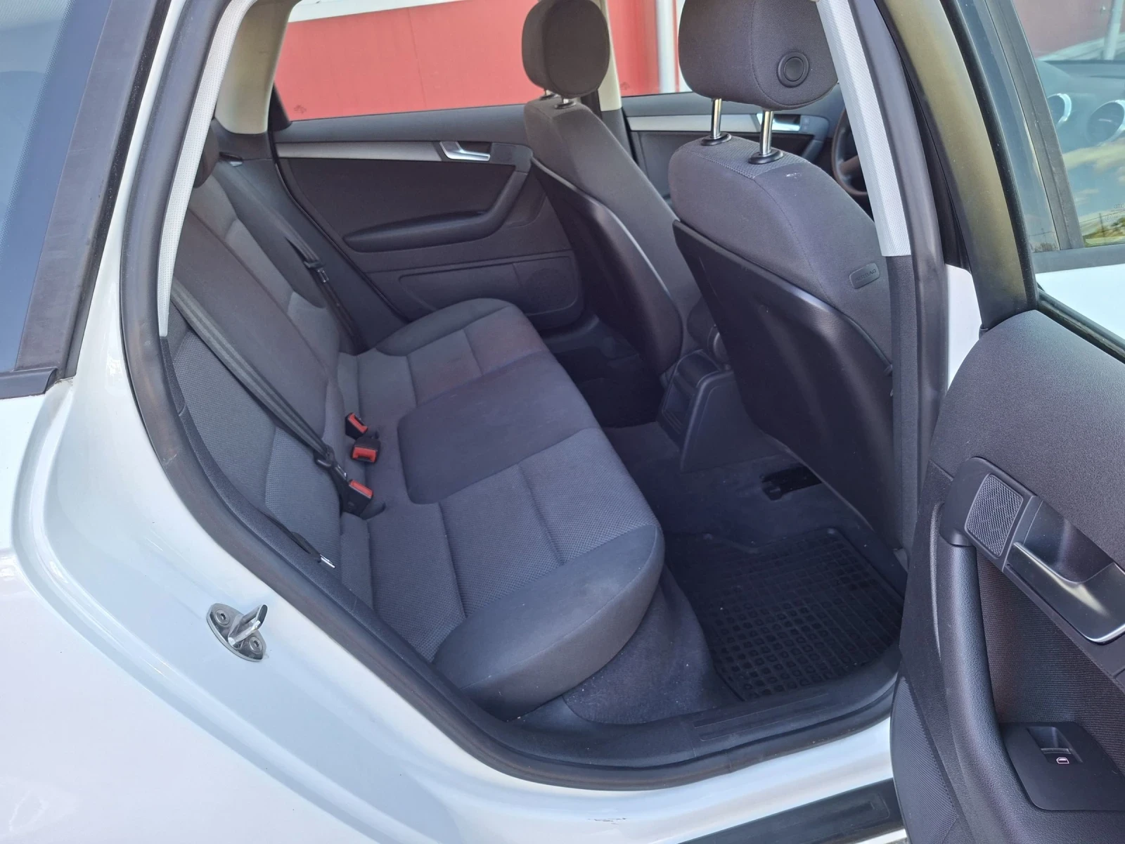 Audi A3 1.6 дизел 90к.с., снимка 11 - Автомобили и джипове - 54026994