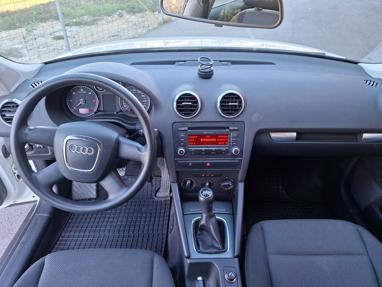 Audi A3 1.6 дизел 90к.с., снимка 14 - Автомобили и джипове - 54026994