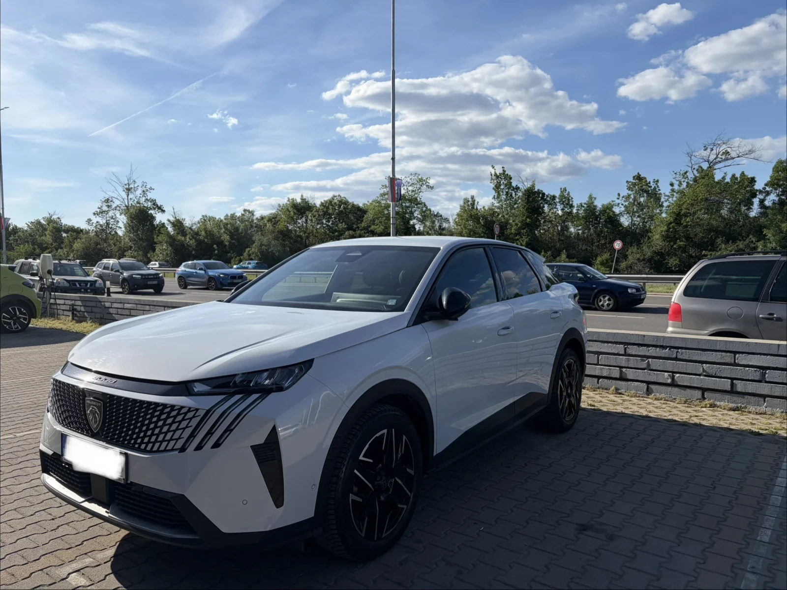 Peugeot 3008, снимка 6 - Автомобили и джипове - 54715329