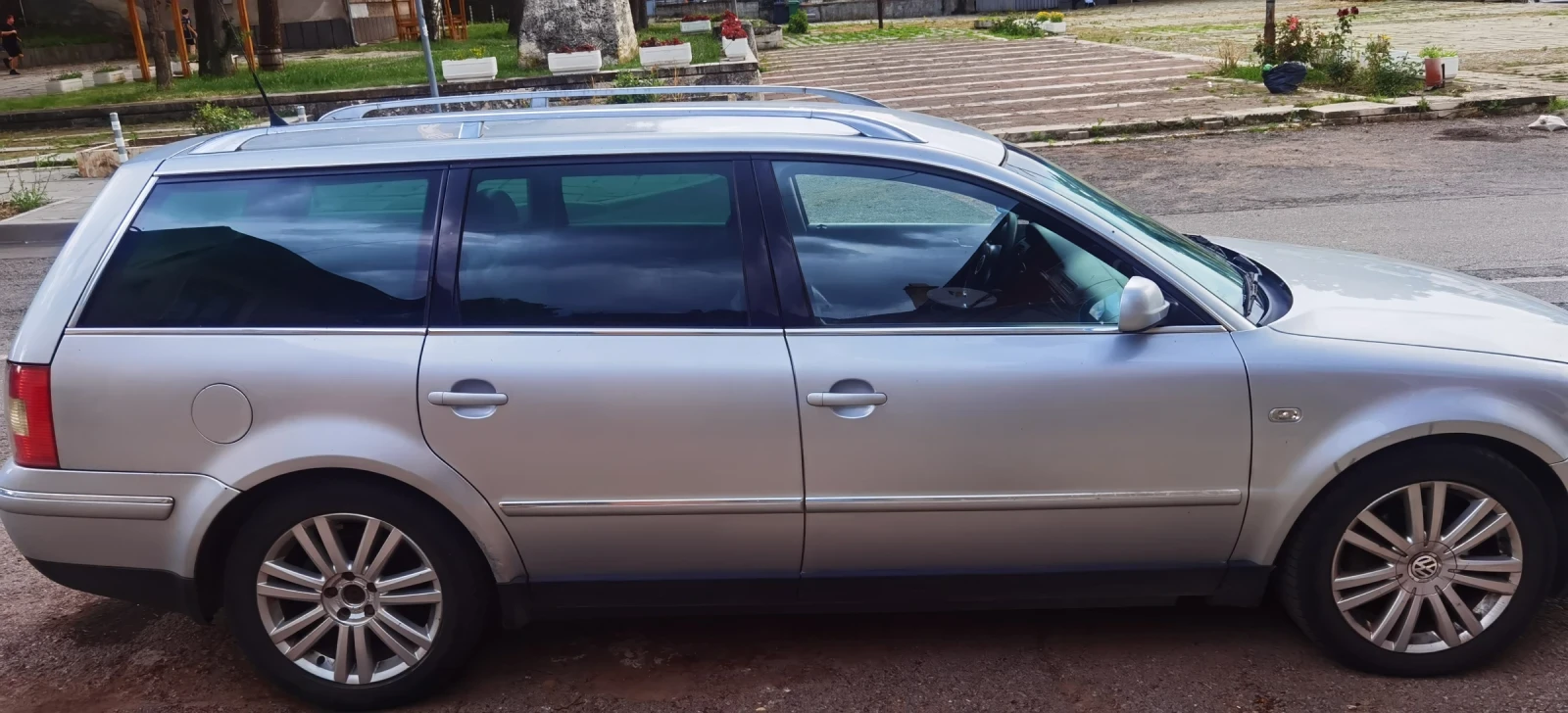 VW Passat 1.9TDI - HIGLINE - 4MOTION - 131к.с. 6скорости, снимка 2 - Автомобили и джипове - 54998519
