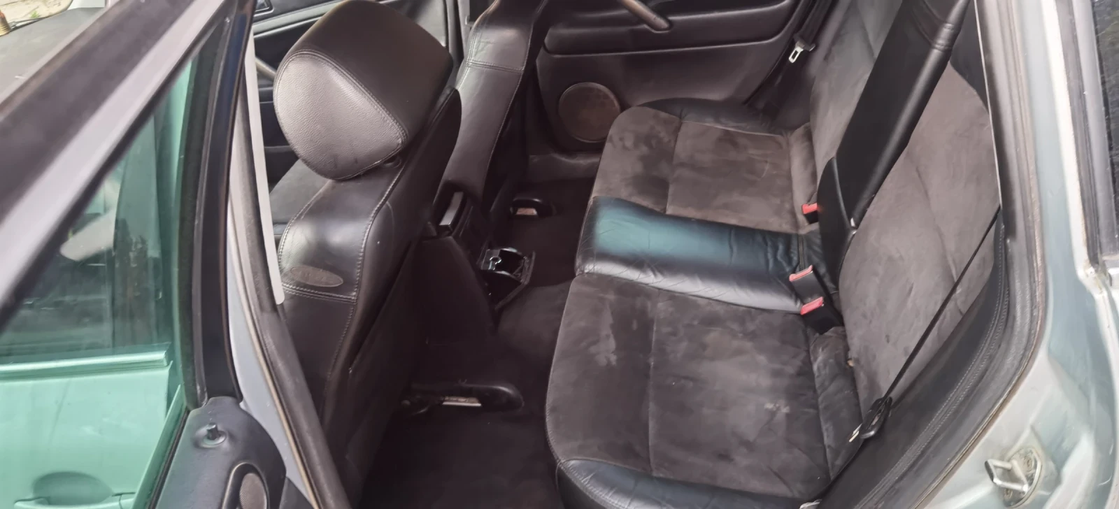 VW Passat 1.9TDI - HIGLINE - 4MOTION - 131к.с. 6скорости, снимка 4 - Автомобили и джипове - 54998519