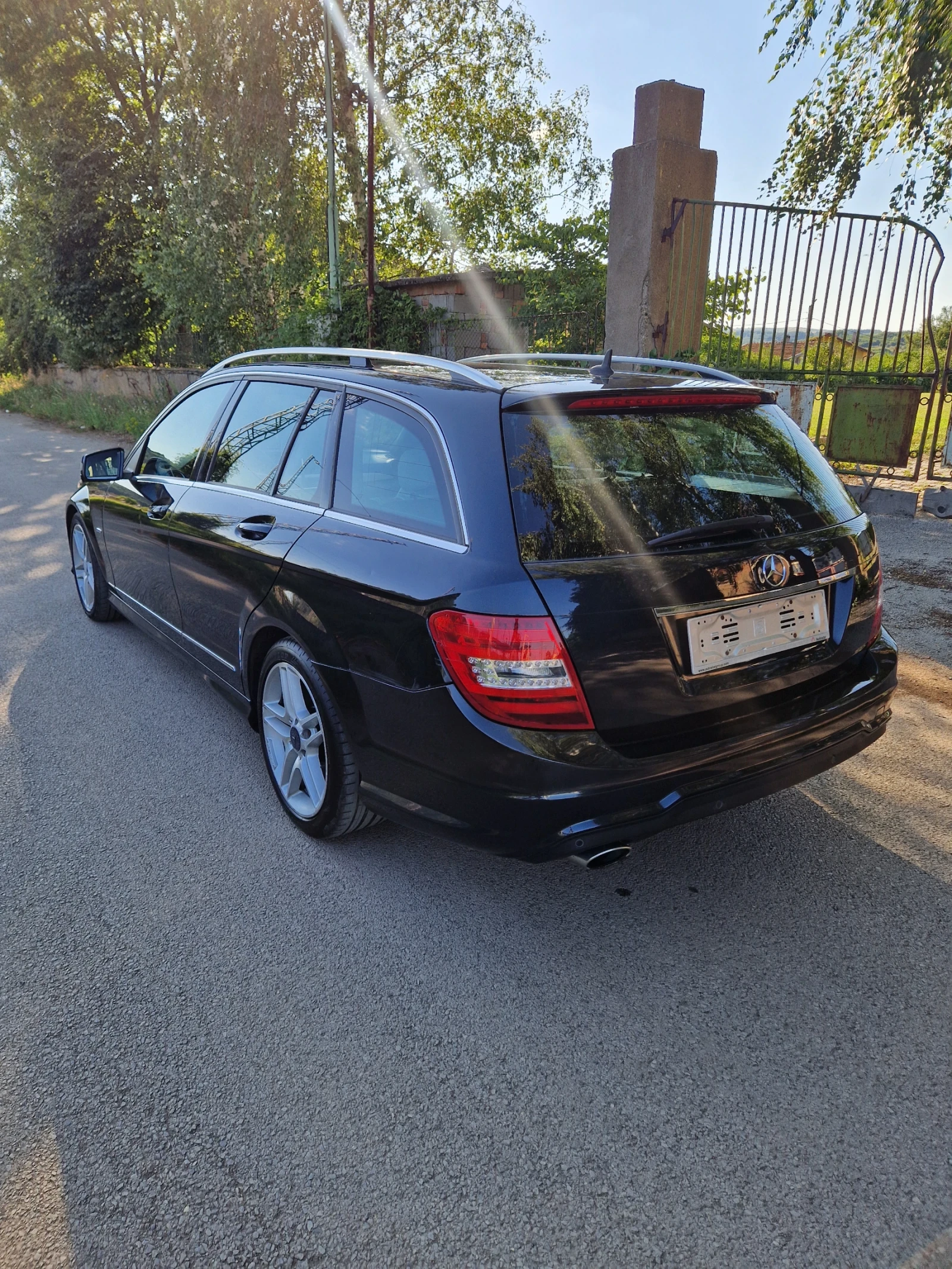 Mercedes-Benz C 220 Нов внос! 2.2 Avantgarde, снимка 7 - Автомобили и джипове - 55240331