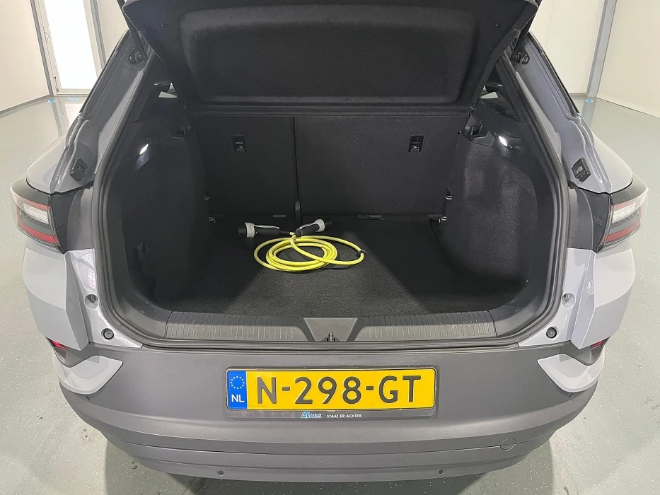 VW ID.4 LIFE 82KWh 92.3%SOH Сертификат, снимка 8 - Автомобили и джипове - 55324450