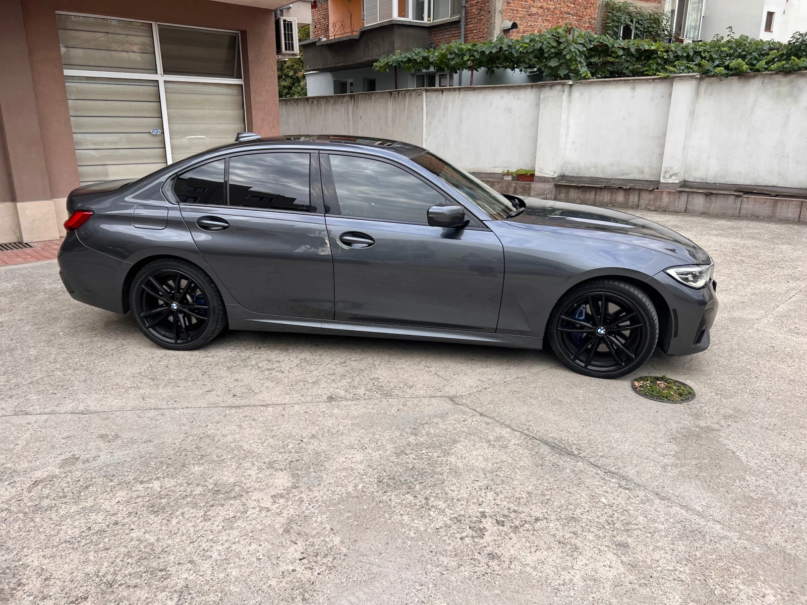 BMW 330 330i, снимка 3 - Автомобили и джипове - 55427164