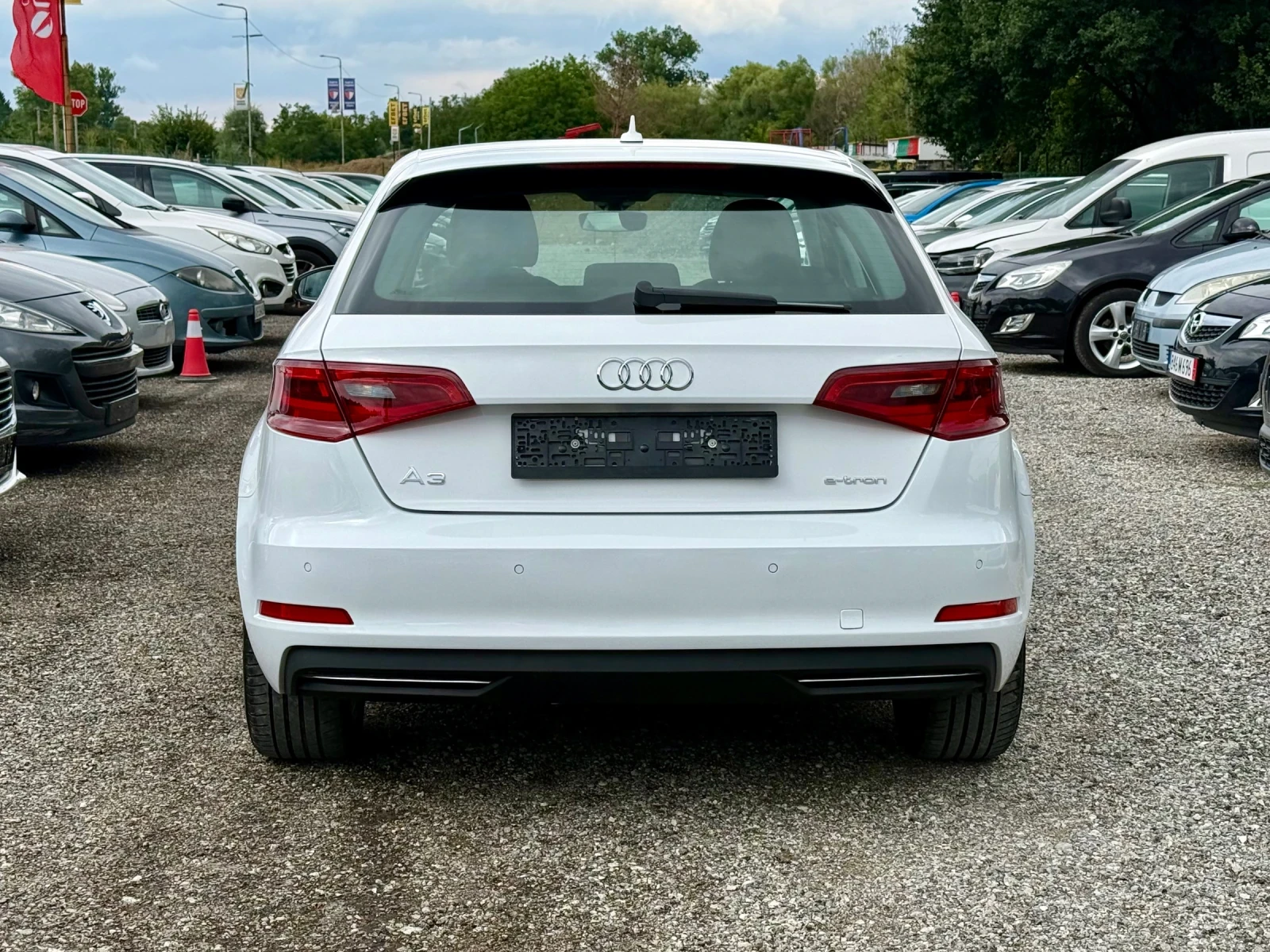 Audi A3 eTron plug-in hybrid s-tronic, снимка 5 - Автомобили и джипове - 55441177