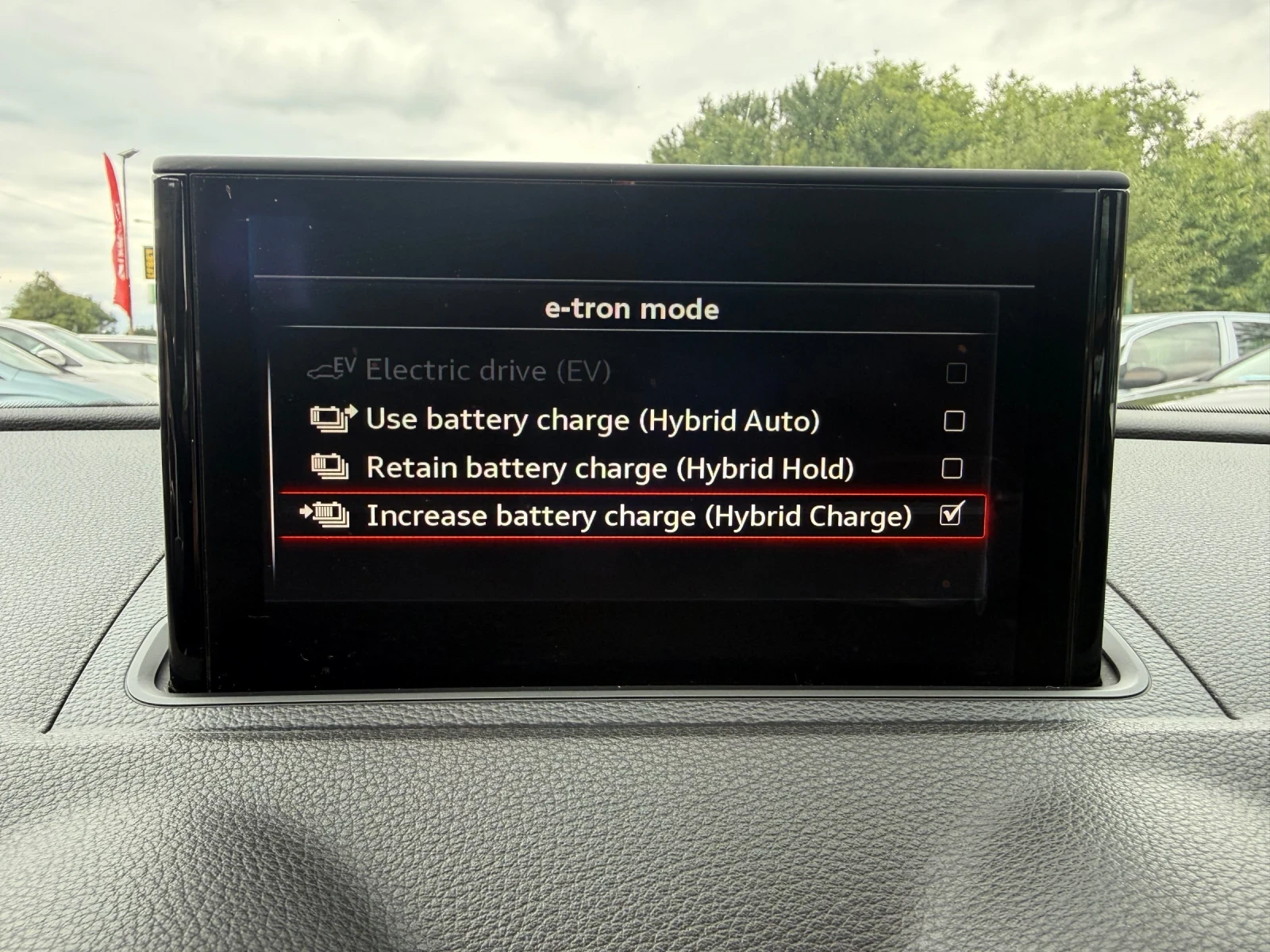 Audi A3 eTron plug-in hybrid s-tronic, снимка 12 - Автомобили и джипове - 55441177