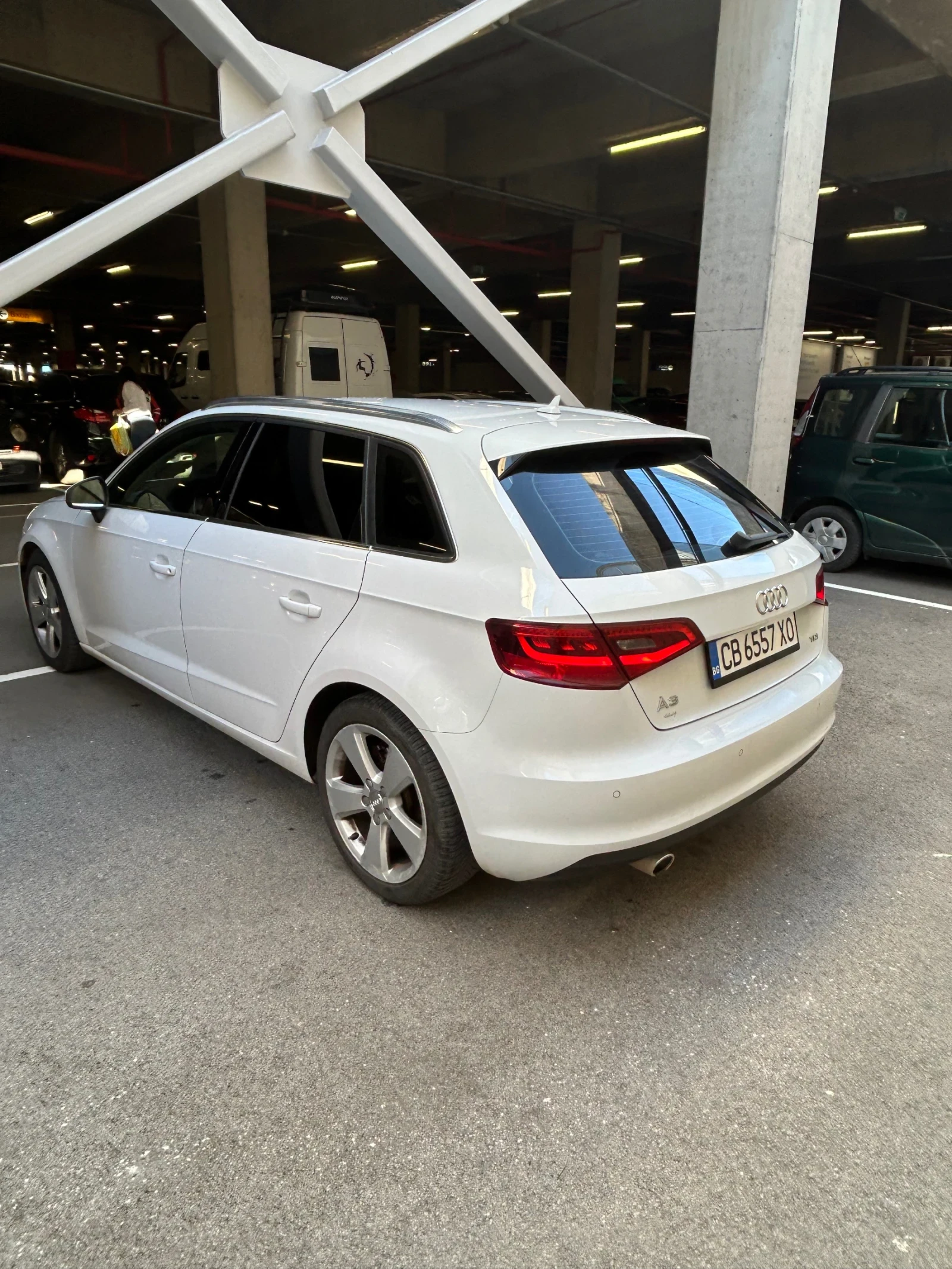 Audi A3 1.6 TDI, снимка 8 - Автомобили и джипове - 55590990