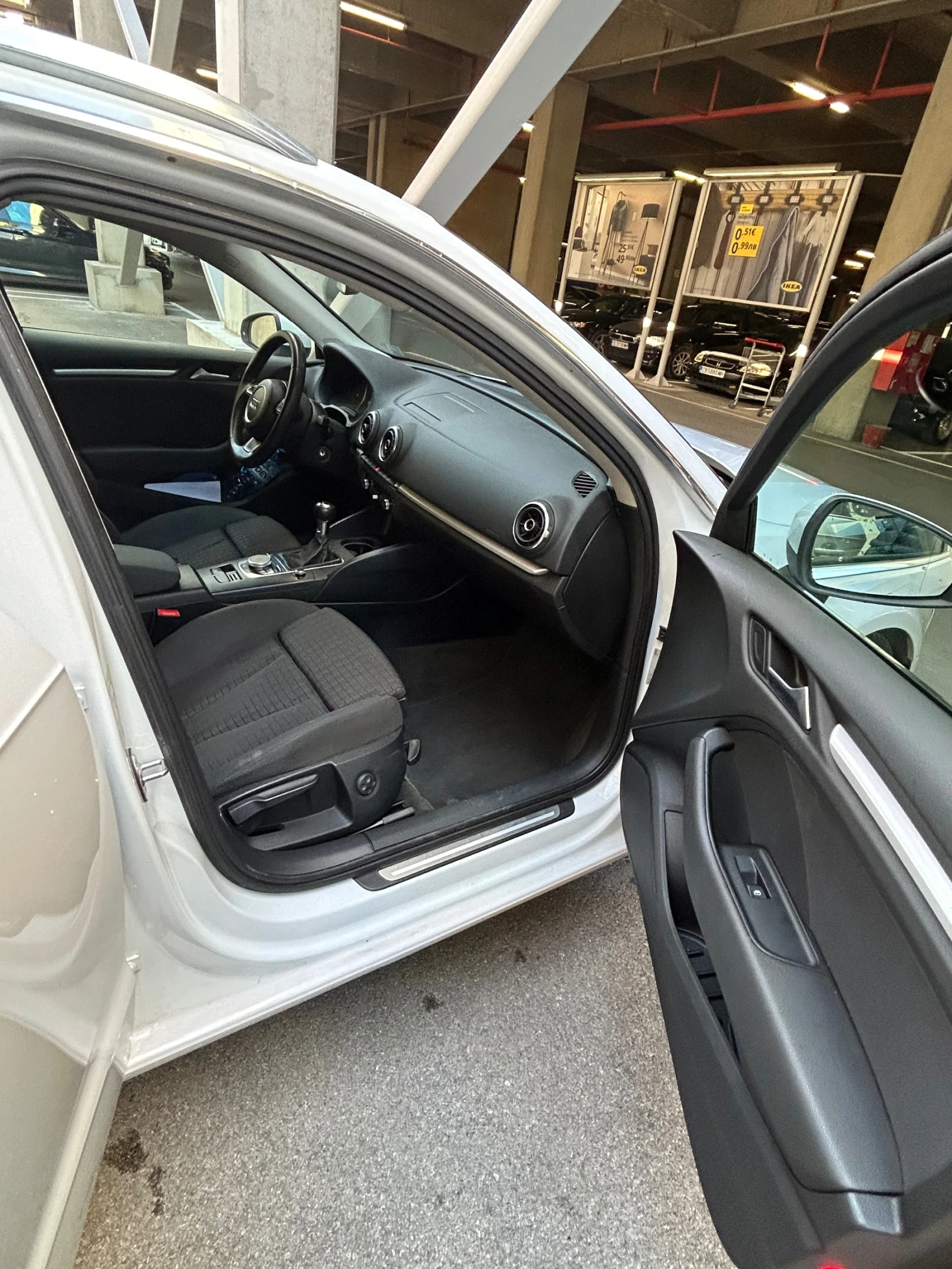 Audi A3 1.6 TDI, снимка 6 - Автомобили и джипове - 55590990