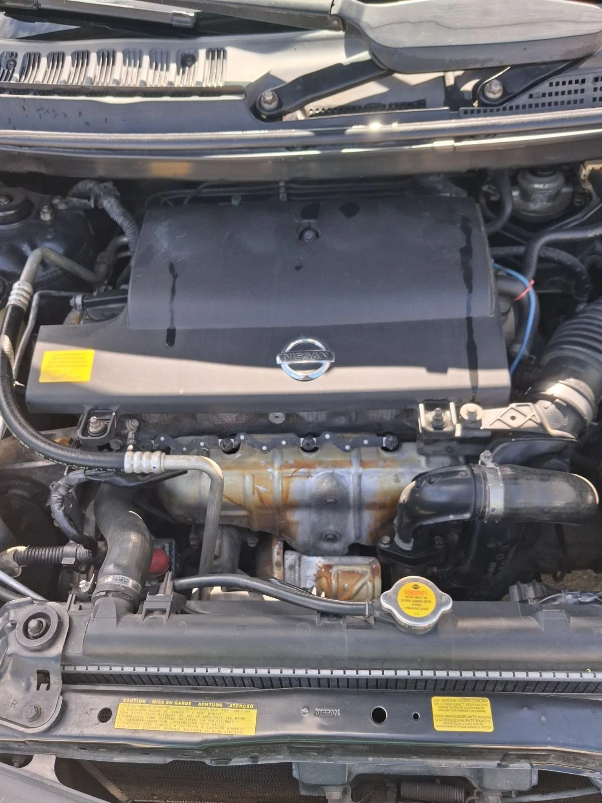 Nissan Almera tino, снимка 9 - Автомобили и джипове - 56234365