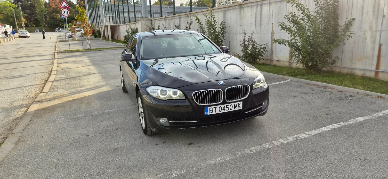 BMW 528