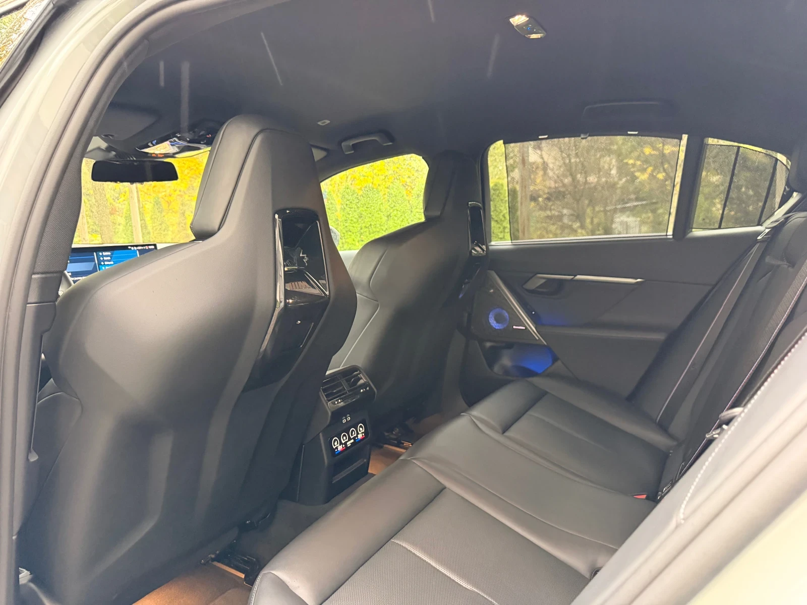 BMW M5 Plug-in Hybrid M xDrive, снимка 11 - Автомобили и джипове - 56655785