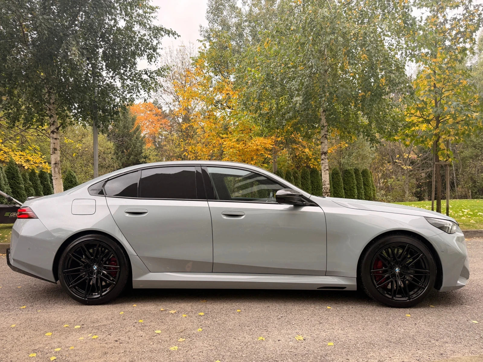 BMW M5 Plug-in Hybrid M xDrive, снимка 8 - Автомобили и джипове - 56655785
