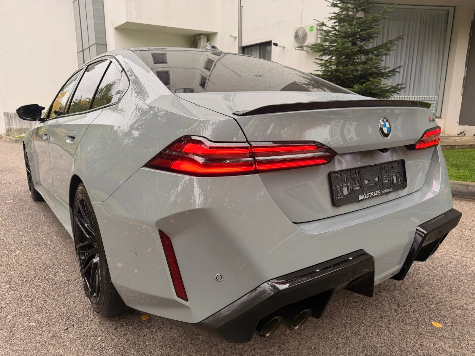 BMW M5 Plug-in Hybrid M xDrive, снимка 5 - Автомобили и джипове - 56655785