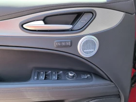 Alfa Romeo Stelvio VELOCE 2.0 Petrol 280 hp AT8 Q4, снимка 16