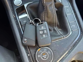 VW Tiguan Comfortline R Line Black Edition  CARFAX, снимка 12
