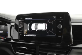 VW T-Roc R-LINE* BLACK-STYLE* DISTR* LED* CARPLAY* , снимка 7