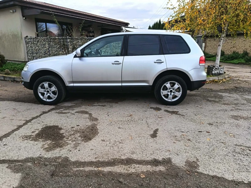 VW Touareg 3.0D НА ПРУЖИНИ , снимка 2 - Автомобили и джипове - 52748651