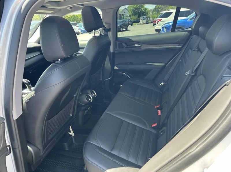 Alfa Romeo Stelvio Ti Lusso , снимка 10 - Автомобили и джипове - 55120308