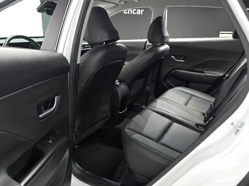 Hyundai Kona, снимка 11 - Автомобили и джипове - 56687658
