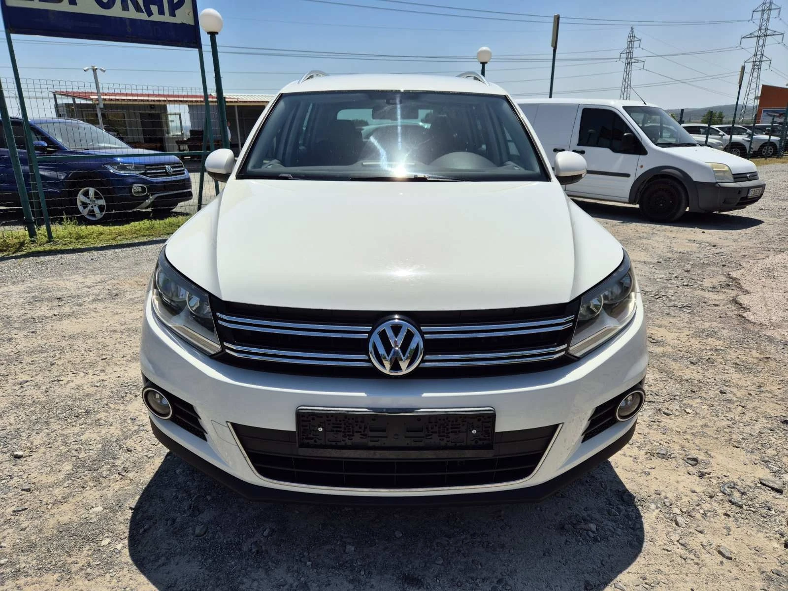 VW Tiguan 2.0TDI Автомат - изображение 8