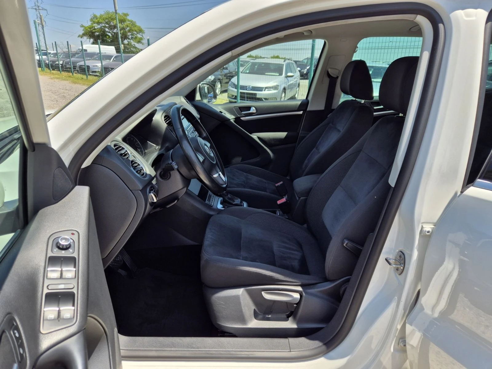 VW Tiguan 2.0TDI  | Mobile.bg   13