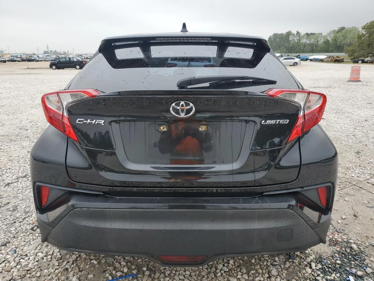 Toyota C-HR XLE - изображение 6