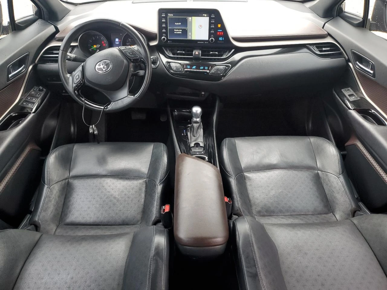 Toyota C-HR XLE - изображение 9