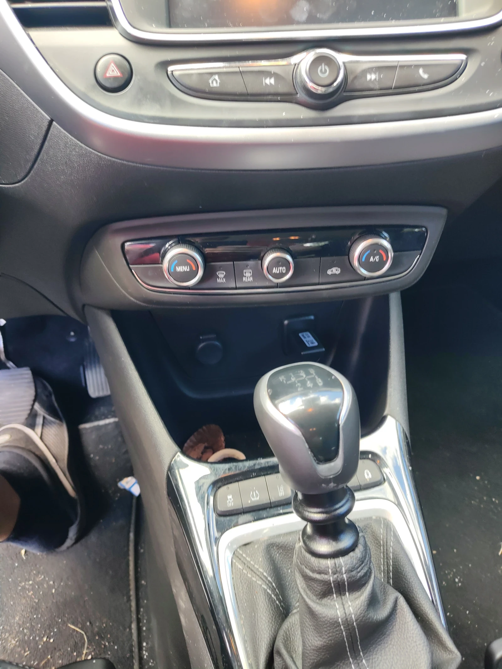 Opel Crossland X  - изображение 3