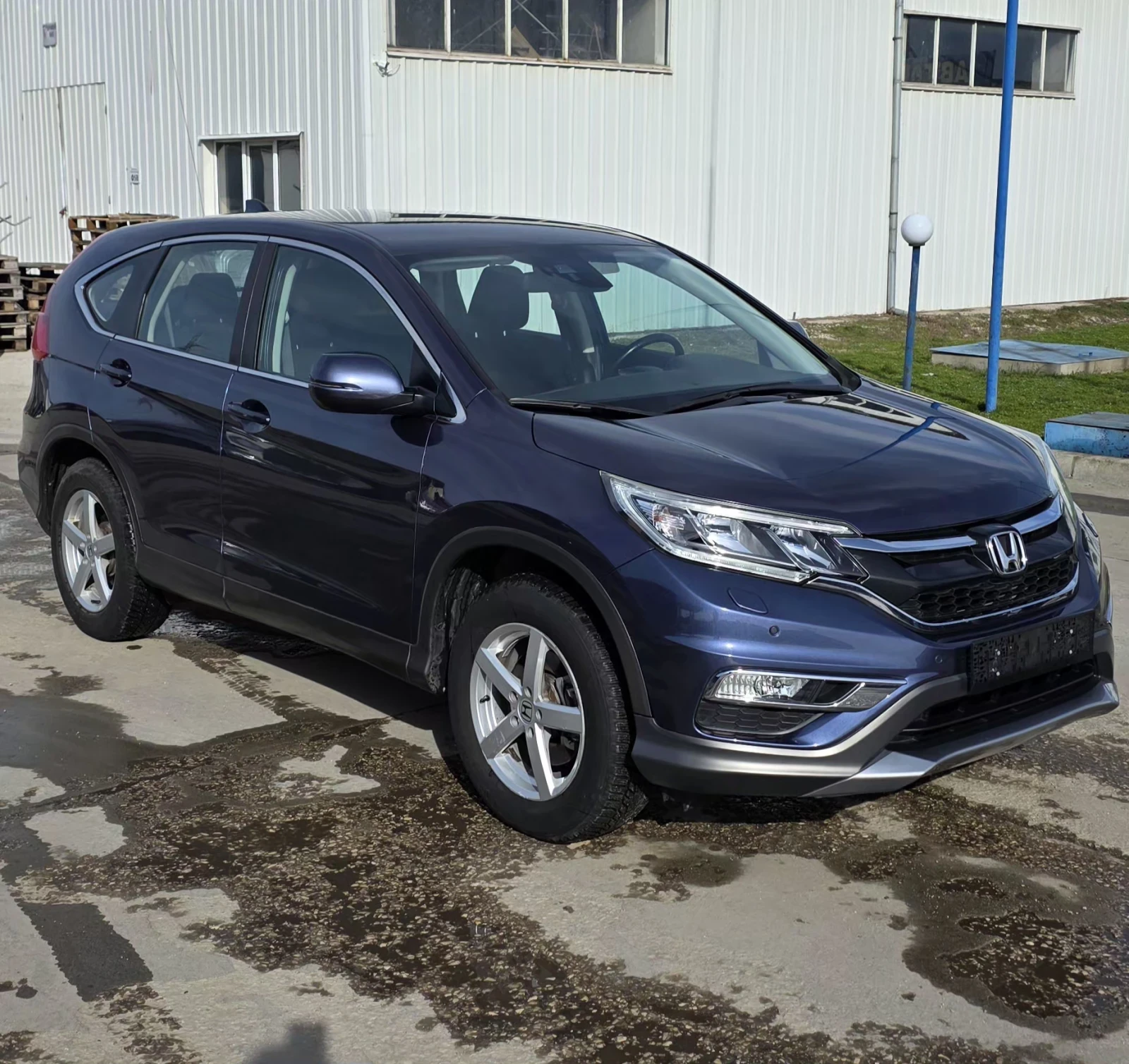 Honda Cr-v 1.6d 160 k.с. 4х4 Уникат Швейцария  - изображение 3