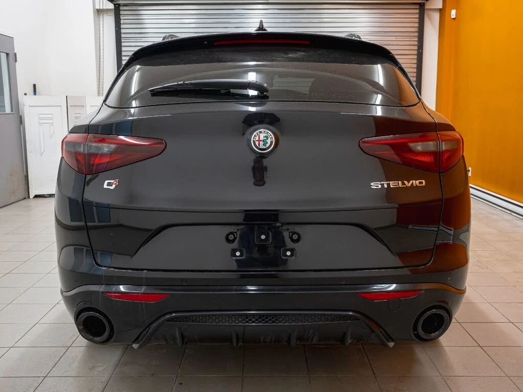 Alfa Romeo Stelvio * АвтоКредит * (ЦЕНА ДО БГ), снимка 3 - Автомобили и джипове - 54114145