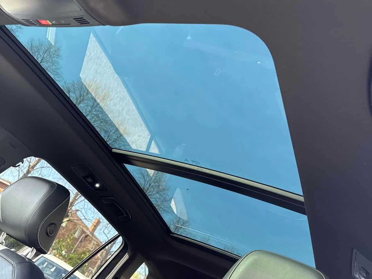 VW Tiguan Comfortline R Line Black Edition  CARFAX | Mobile.bg � ����������� 11