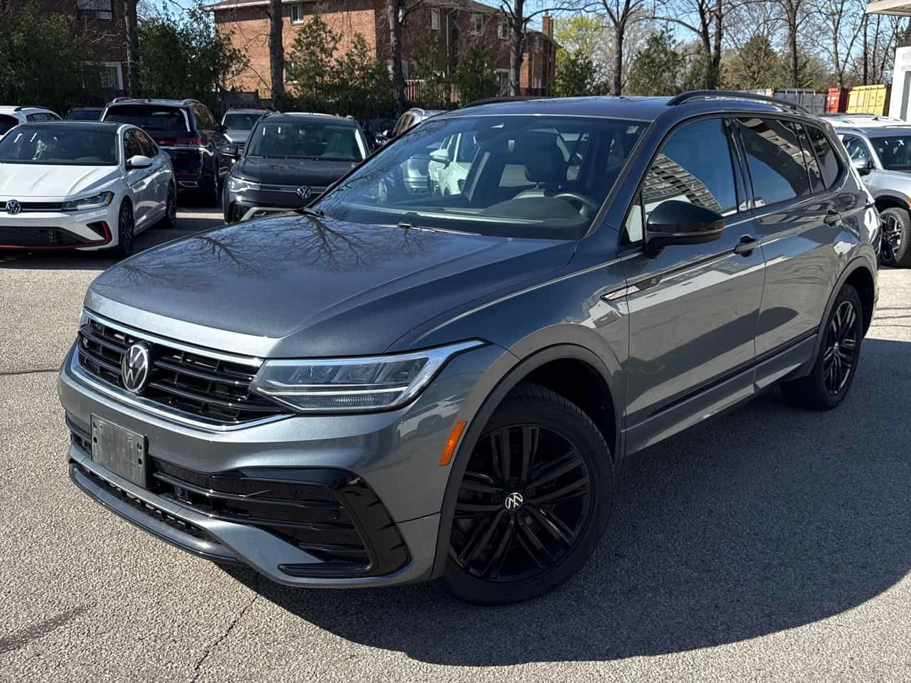 VW Tiguan Comfortline R Line Black Edition  CARFAX