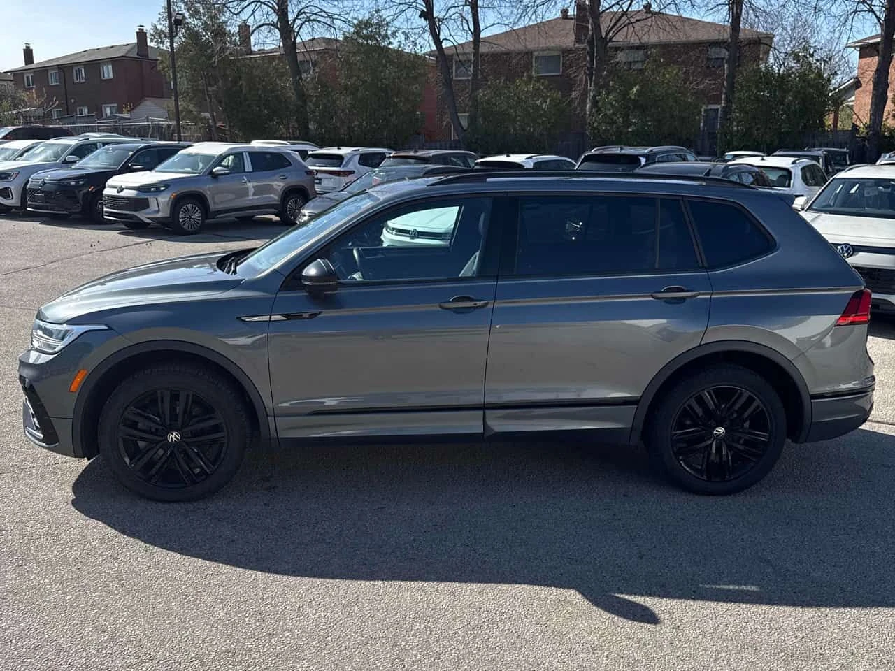 VW Tiguan Comfortline R Line Black Edition  CARFAX | Mobile.bg � ����������� 2