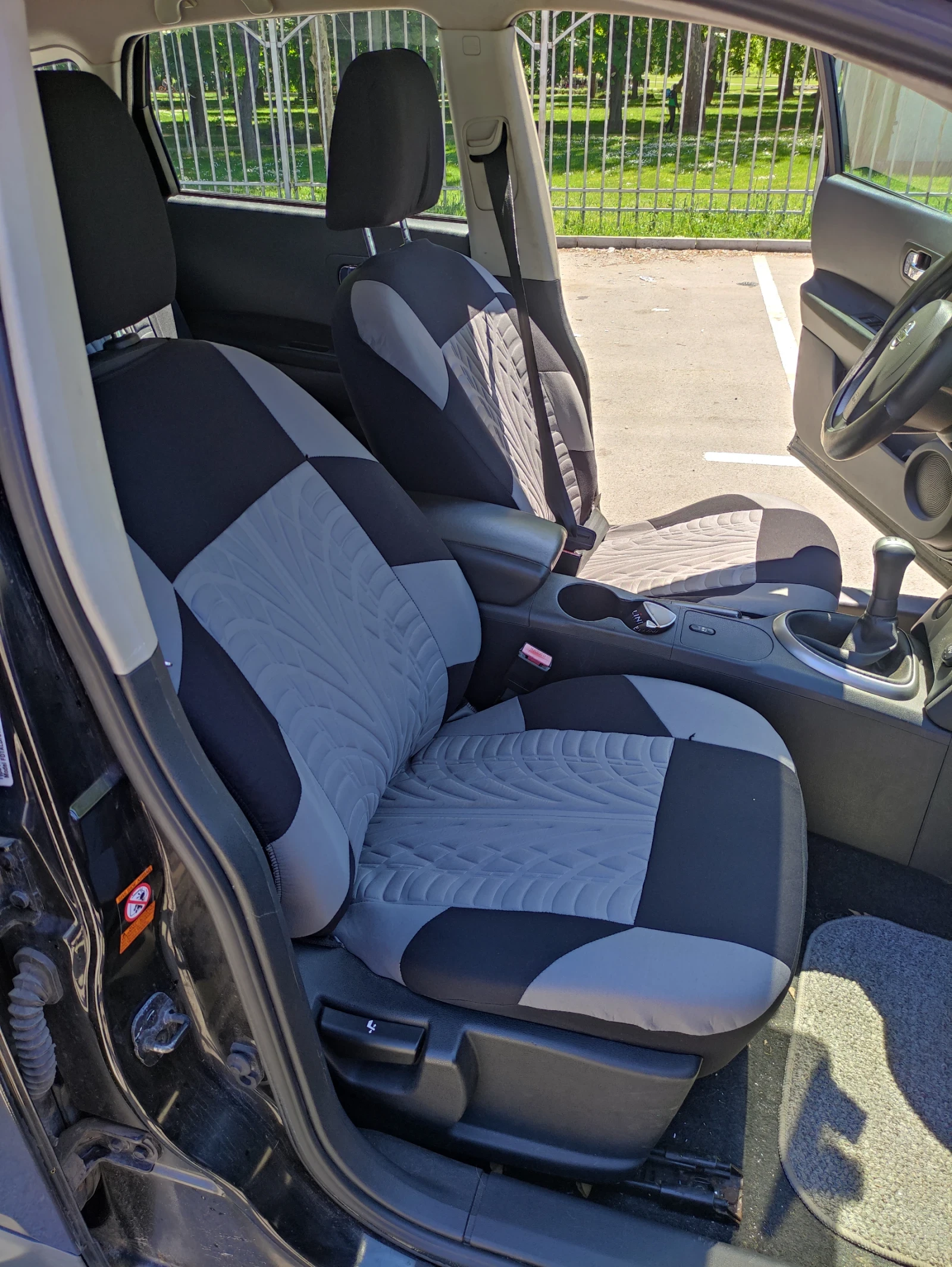 Nissan Qashqai 1.6, снимка 7 - Автомобили и джипове - 54498951
