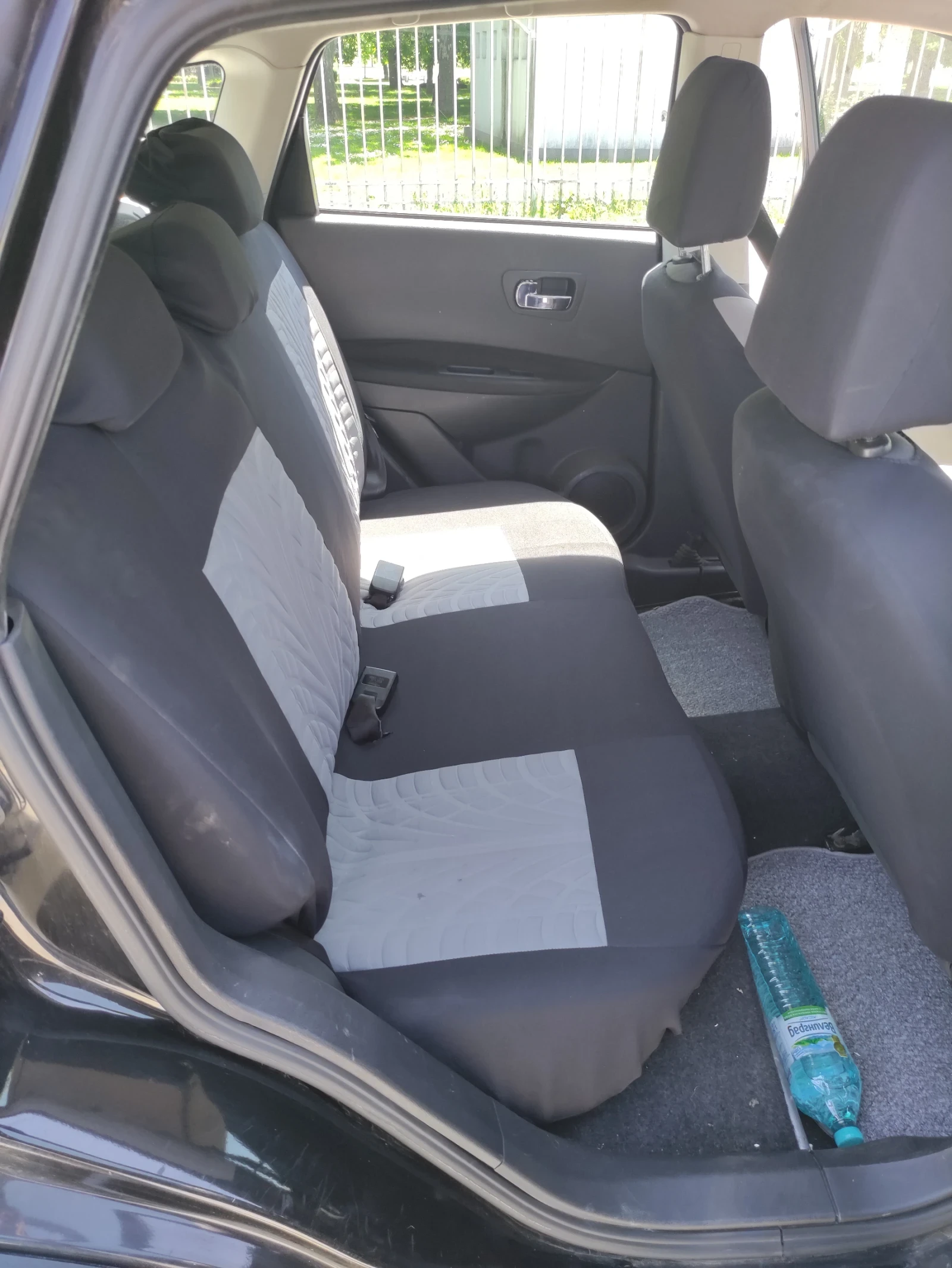 Nissan Qashqai 1.6, снимка 10 - Автомобили и джипове - 54498951